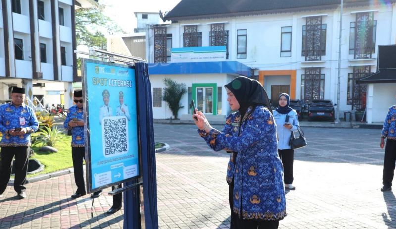 Banjarmasin Luncuran Spot Literasi di Area Fasilitas Publ...