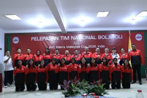 Targetkan Tembus Empat Besar,  PP. PBVSI Resmi Lepas Timnas Voli Putra Senior dan Putri U-18 ke Ajang Internasional