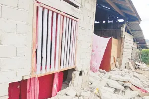 Wagub Sulteng Tinjau Lokasi Gempa M 6,7 di Nokilalaki Sigi, Pastikan Logistik Aman