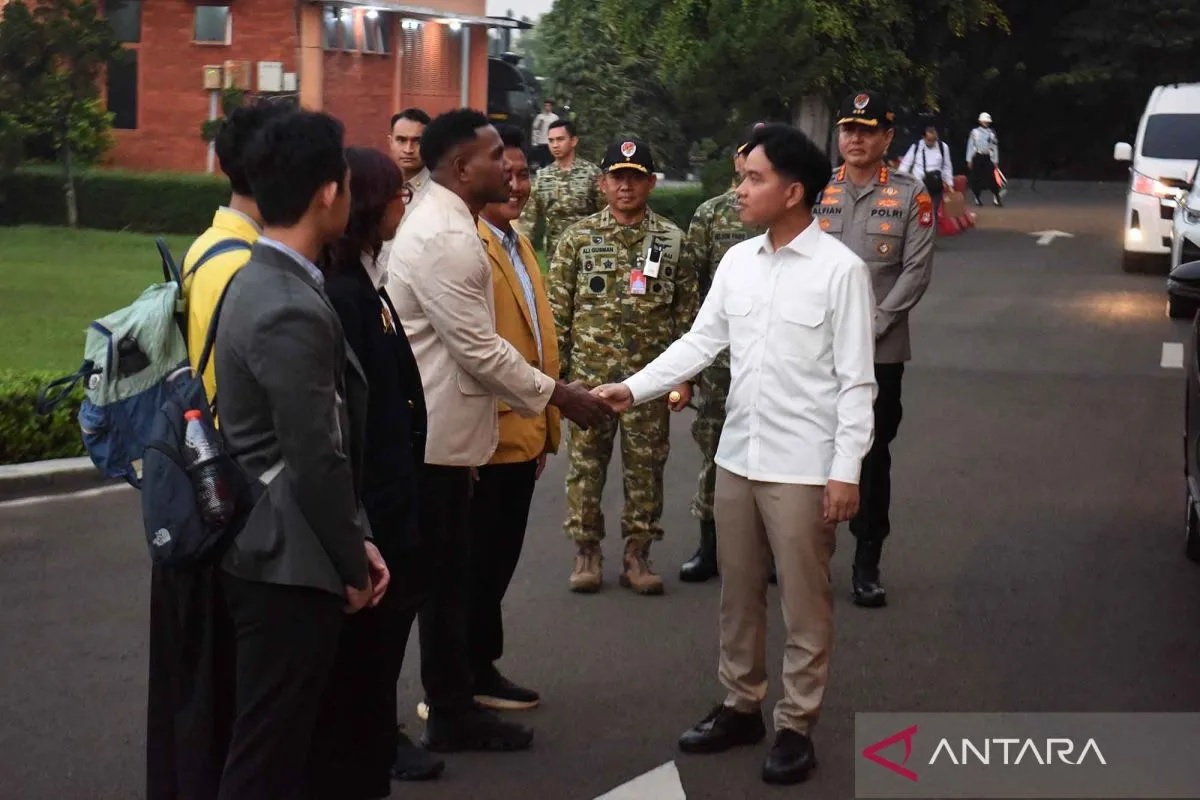 Gibran Ajak Lima Mahasiswa Kunjungan Kerja ke Lima Provinsi, Tinjau Program Prioritas