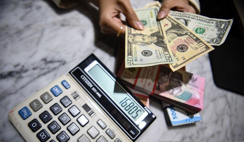 Rupiah Tetap Melemah Dihantam Ketidakpastian Ekonomi dan ...