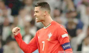 Susul Lionel Messi, Rekor Dunia Baru Cristiano Ronaldo Ini Bikin Geleng-Geleng Kepala!