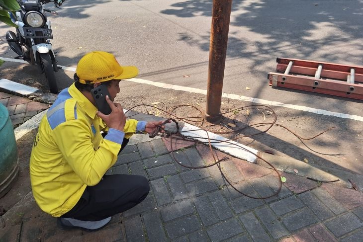 Telan Korban Jiwa, Pemda Diminta Rapikan Kabel Menjuntai ...