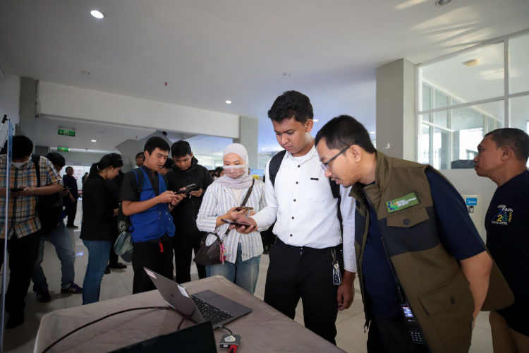 Disnaker Kota Bandung Percepat Penyerapan Tenaga Kerja Me...