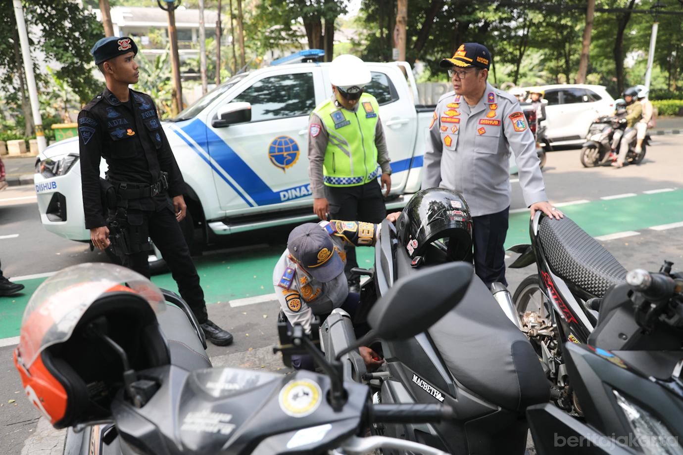 Sudinhub Jakarta Timur Tegaskan Penertiban Parkir Liar di...