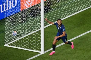 Piala Dunia: Brasil Pimpin ...