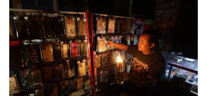 PLN: Dua PLTU di Jawa Alami Gangguan, Mati Listrik Bergil...