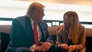 PM Italia Kaget Disebut Memohon Berfoto kepada Trump