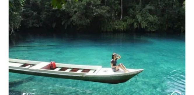 Danau Labuan Cermin: Menjaga Keajaiban Dua Rasa yang Lest...