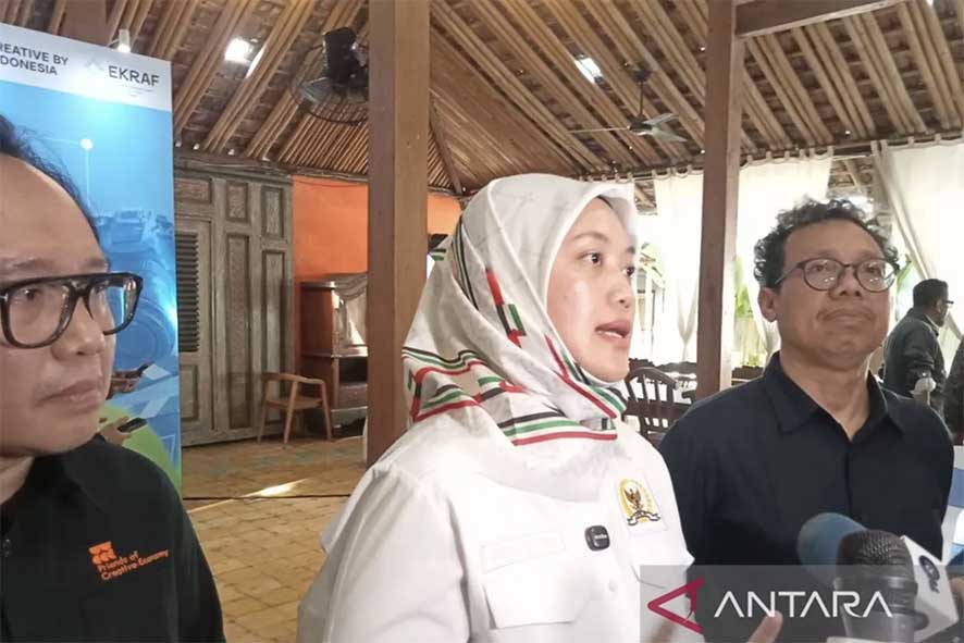 Momentum Perkuat Wisata Dalam Negeri
