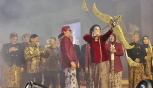 Grebeg Suro Singkawang jadi Momentum Mempererat Persatuan