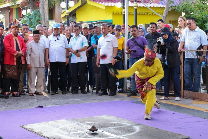 Gubernur Kepri Berharap Permainan Rakyat Bisa Dikemas unt...