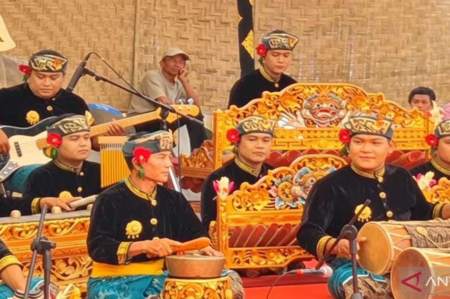 Pagelaran Gamelan Inovatif Tentang Pelestarian Alam dari Sanggar Seni Badung