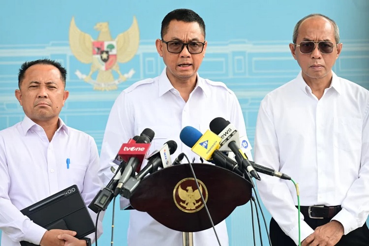PLN Tegaskan Sistem Kelistrikan di Pulau Jawa Berangsur N...