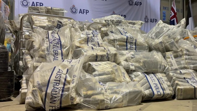 Polisi Australia Sita 2,7 Ton Kokain yang Dikubur dalam B...