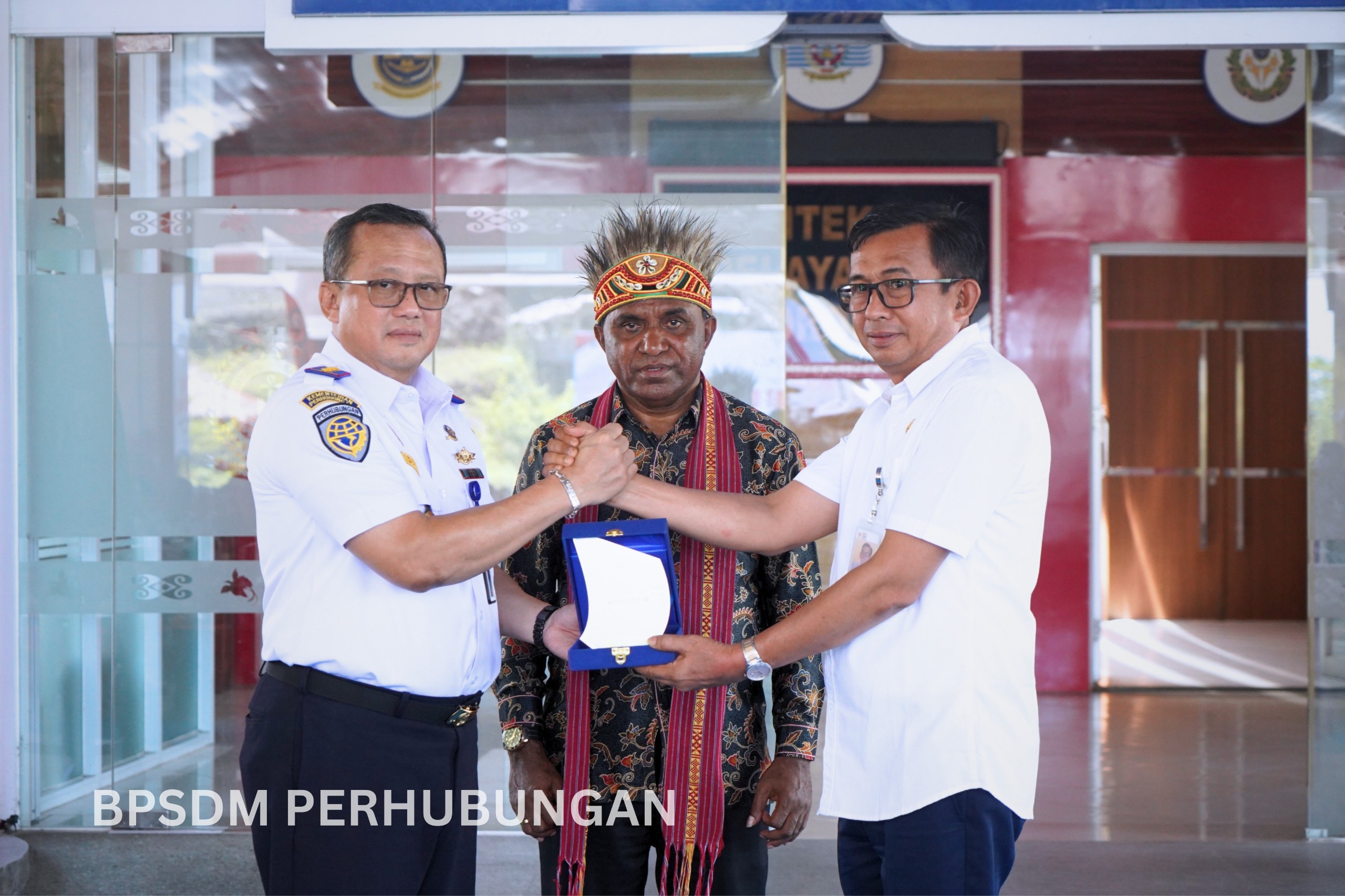 Poltekpel Sorong dan Pemprov Papua Barat Siap Tingkatkan ...