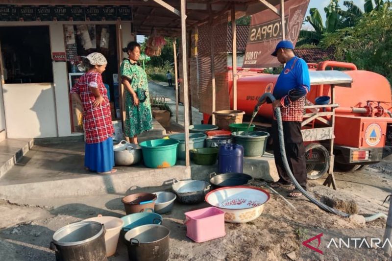 Tiga Provinsi Terdampak Kemarau, Air Bersih Didistribusik...