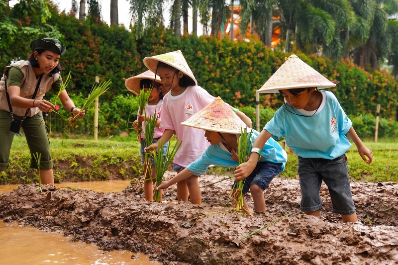 Libur Sekolah Jangan Dipenuhi Les, Anak Butuh Waktu untuk...