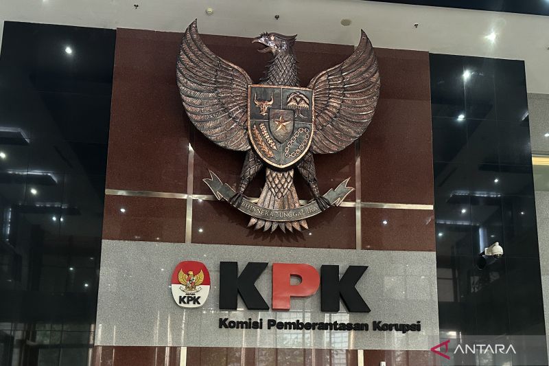KPK Periksa Dua Saksi untuk Usut Pembayaran Sewa Mesin ED...