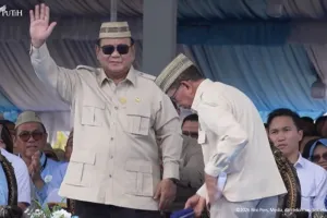Presiden Prabowo Dianugerahi Lencana Emas Adhi Bhakti Tani Nelayan Maha Utama di PENAS KTNA 2026.