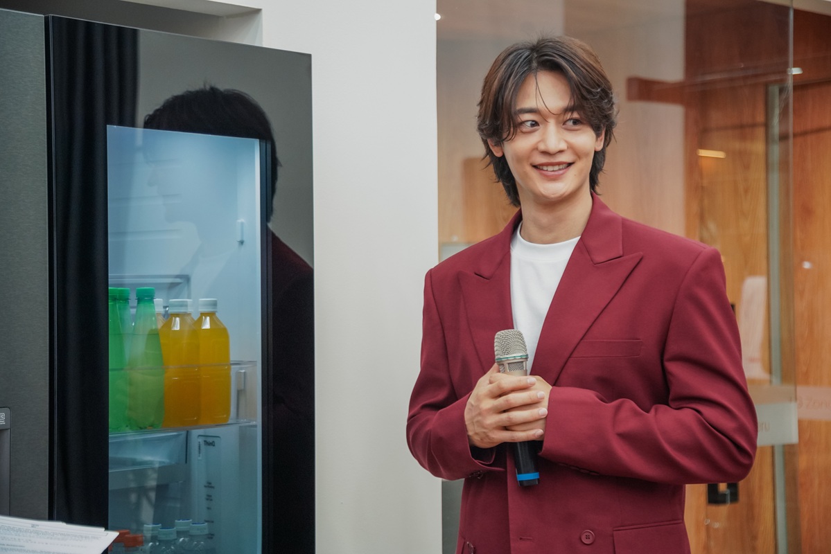 Gandeng Choi Minho SHINee, LG Perkenalkan Konsep Rumah Pi...