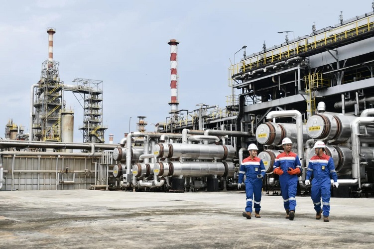 Pertamina Bukukan Laba Bersih USD3,35 Miliar Sepanjang Ta...
