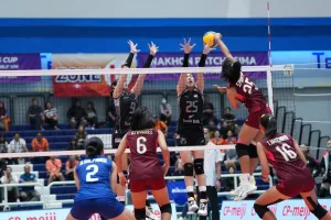 Tim Bola Voli Putri U-18  I...