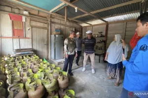 Atasi Kelangkaan LPG 3 Kg, Pemprov Sulawesi Tenggara Gelar Pasar Murah 
