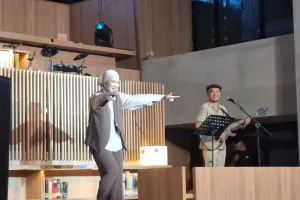 Meriah! Pengunjung Padati "Night at The Library" di TIM