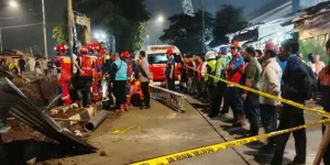 Kronologi Bocah Terjebak 4 Jam di Lubang Proyek Tebet hingga Dievakuasi, Dramatis Banget!