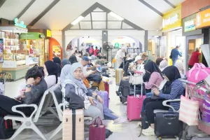 Okupansi Tembus 124 Persen! Diskon Gila-gilaan KAI Daop 2 Bandung Bikin Gerbong KA Ekonomi Diserbu Pelanggan
