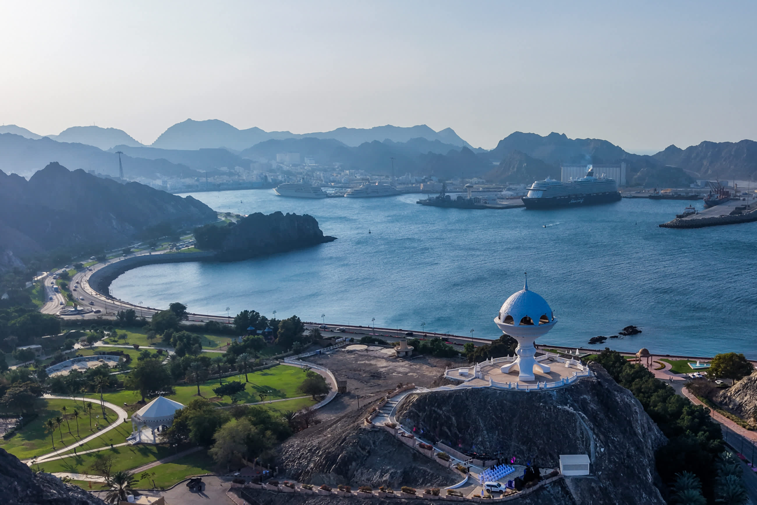 Oman Ingatkan Kapal Asing Siap-Siap Hadapi Aturan Tarif T...