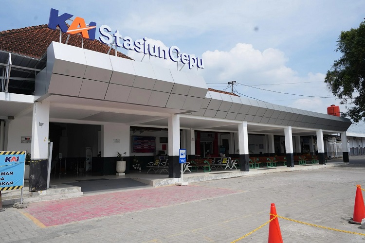 PT KAI Ungkap Jumlah Pelanggan Stasiun Cepu Meningkat 22,...