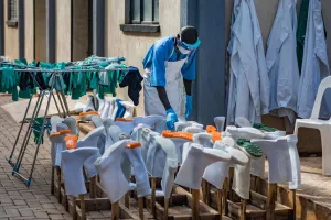 Tak Kunjung Reda, Kasus Ebola di Kongo Tembus 1.200