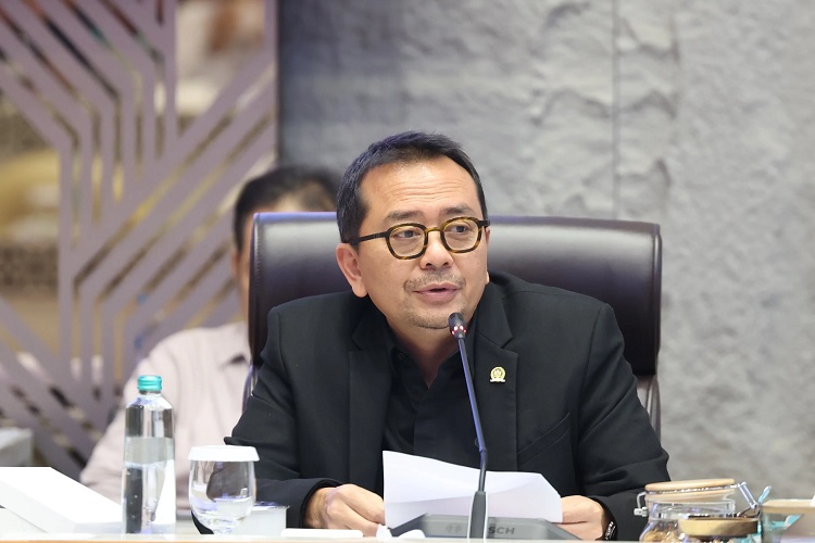 DPR Desak Pemerintah Segara Selesaikan Permasalahan Banji...
