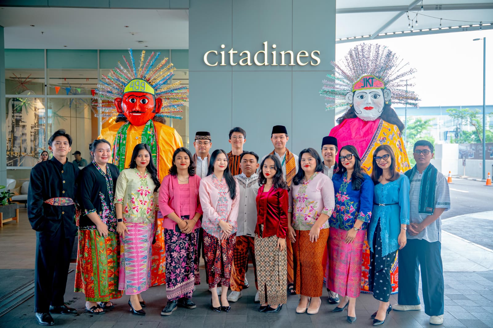 HUT Jakarta ke-499: Citadines Antasari Buat Instalasi Ondel-Ondel Handmade dari Bahan Daur Ulang