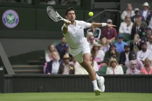 Djokovic Lewati Ujian Berat di Laga Pertama Wimbledon, Langkah Menuju Gelar ke-8 Tetap Terjaga