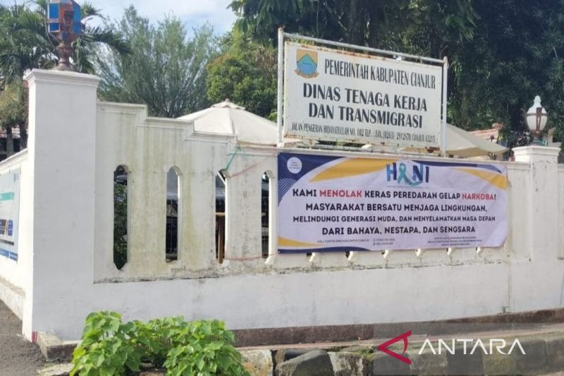 Ilegal, 42 PMI Asal Cianjur Alami Masalah di Luar Negeri