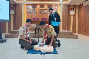 Pelatihan Bantuan Hidup Dasar untuk Relawan Kesehatan Sekolah di Tangerang