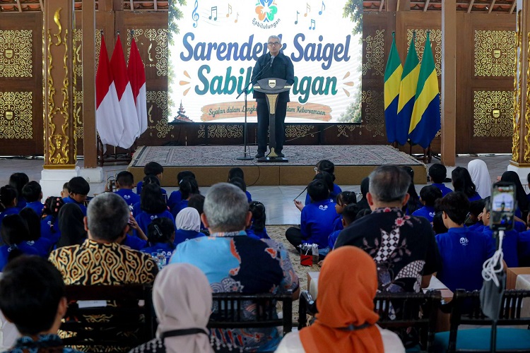 Wali Kota Bandung Ajak Semua Pihak Hadir untuk Anak demi ...