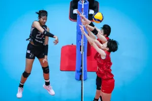 AVC Girls' U-18: Tim Bola V...