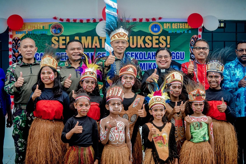 Dulu Beribadah di Teras, Kini Anak-anak Papua Memiliki Gedung Sekolah Minggu Permanen.