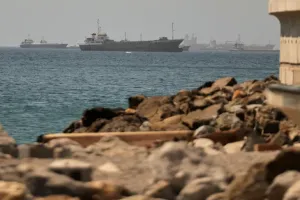 Kapal Kontainer Kandas setelah Melewati Selat Hormuz Tidak pada Rute yang Tidak Ditentukan Iran