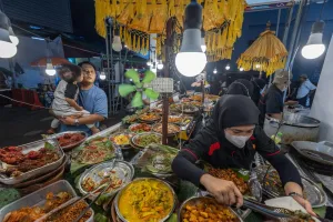 Kuliner Nusantara di Jakarta Fair 2026: Berburu Kerak Telor hingga Mie Bangladesh