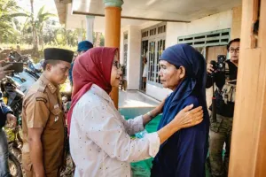 Pemkab Lumajang Memberikan Pendampingan kepada Keluarga Siswa Korban Perundungan