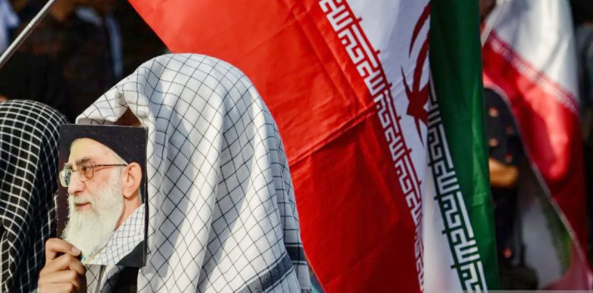 Rangkaian Pemakaman Besar Ali Khamenei Dimulai, Jutaan Wa...