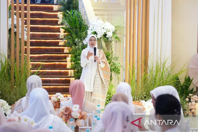Melinda Aksa Kenalkan Program Makassar Menuju Bebas Sampa...