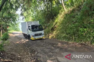 Pemerintah Kabupaten Bandung Barat Perbaiki 34 Ruas Jalan hingga September 2026