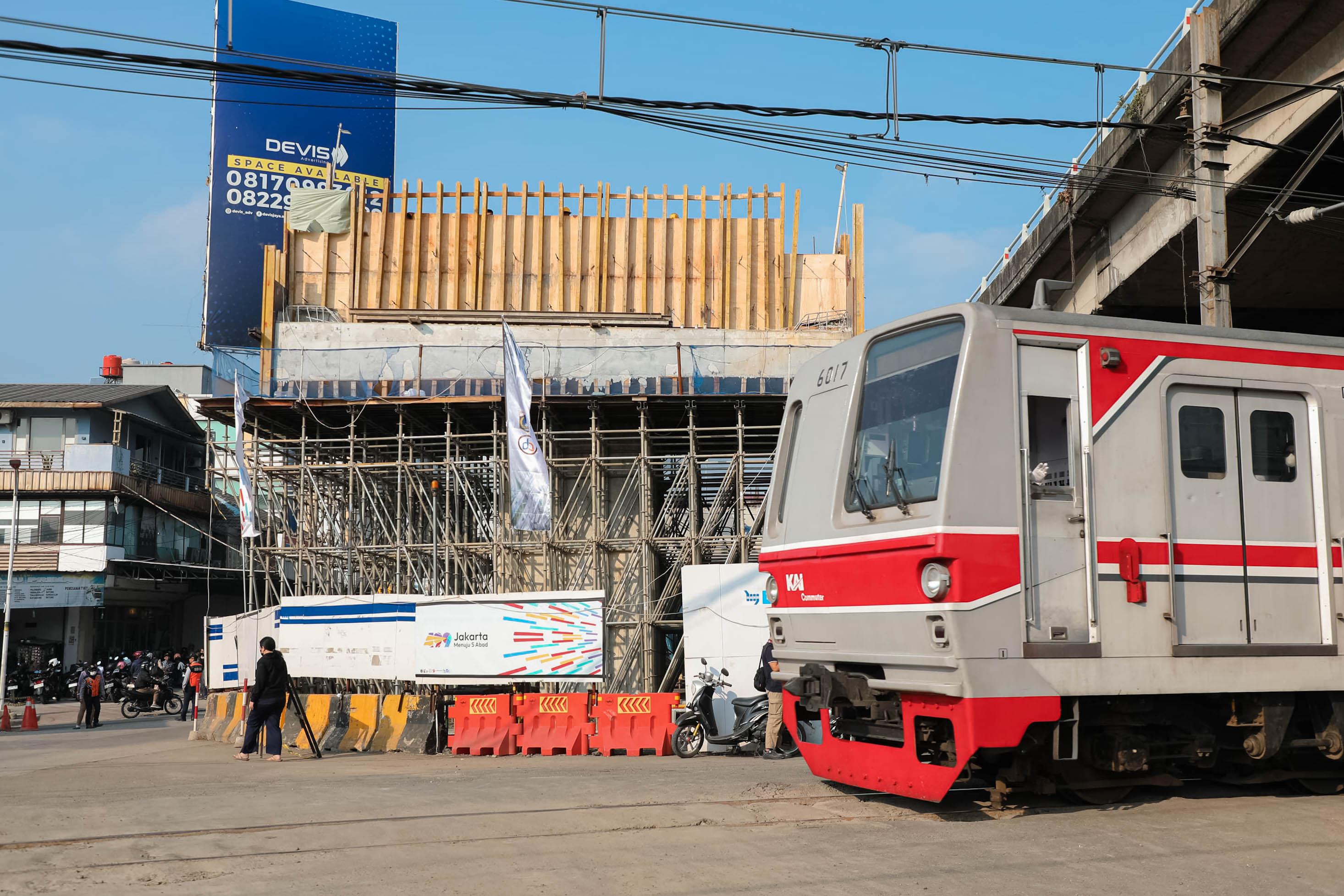 Progres Flyover Latumenten Tembus 55,2 Persen, Solusi Ata...