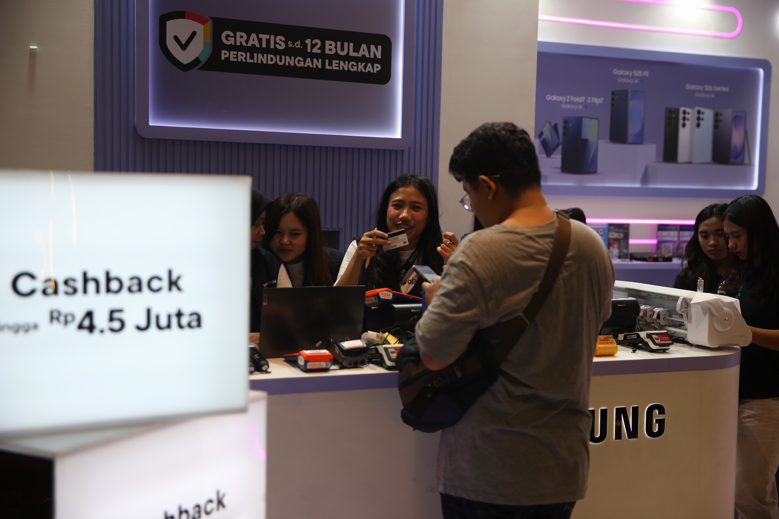 Promo HP di Jakarta Fair 2026, Samsung dan iPhone Tawarka...